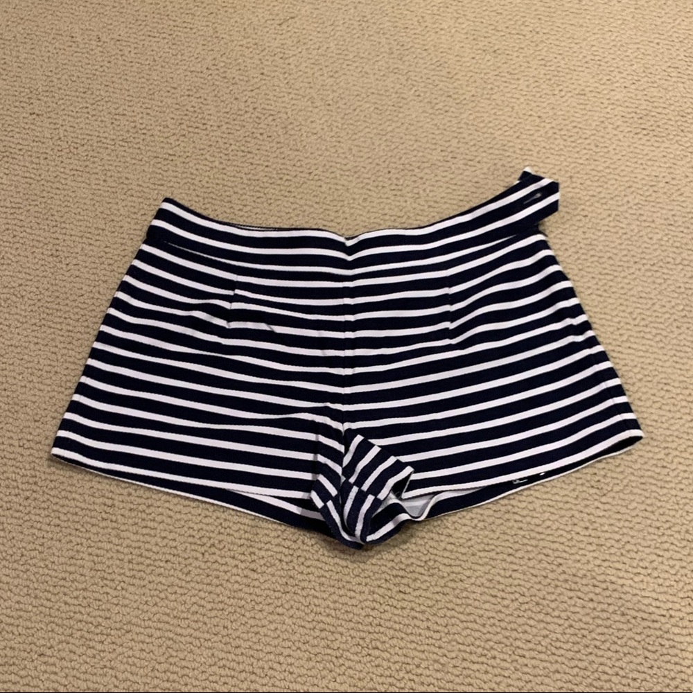 Stripped shorts
